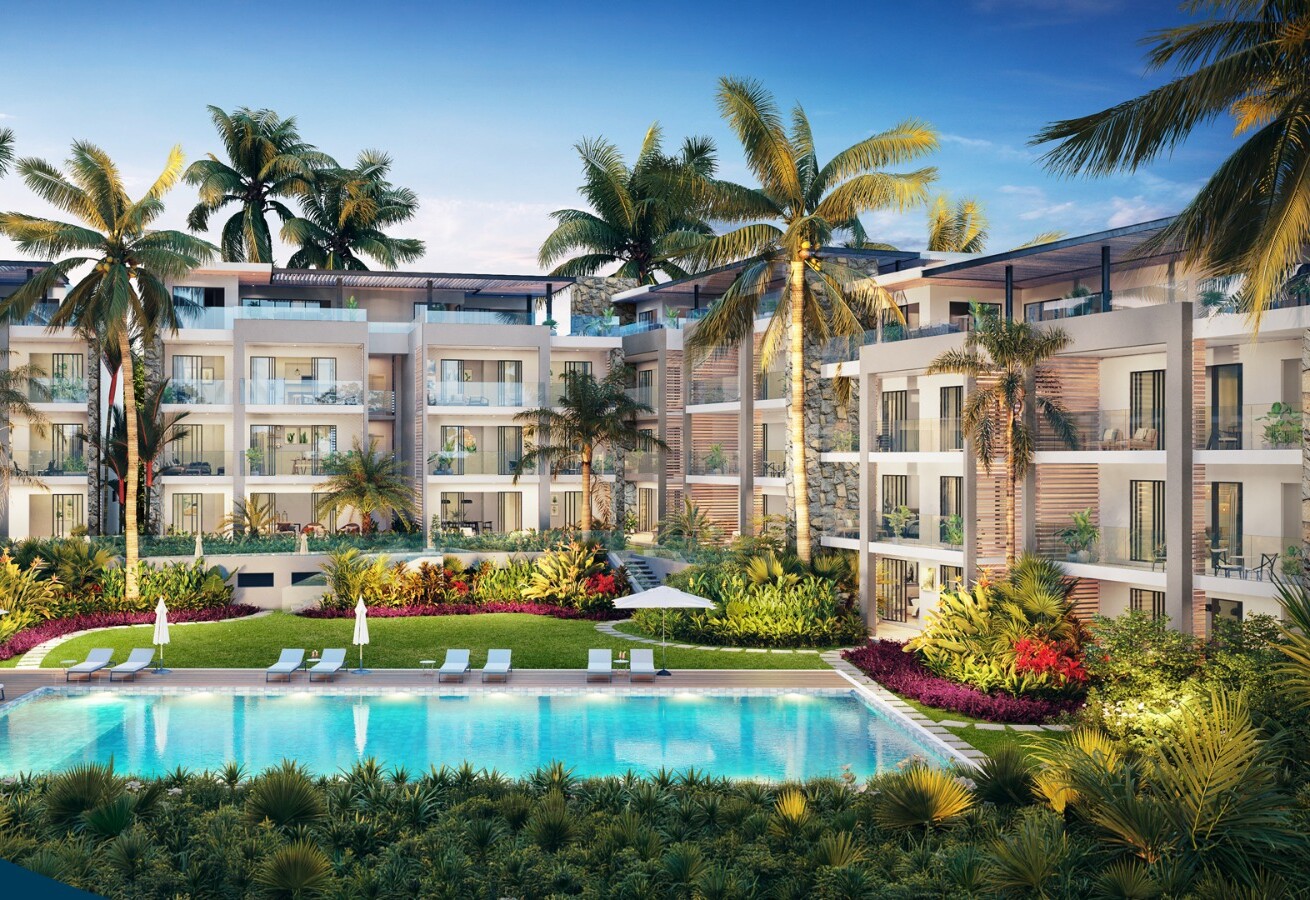 Courtyard & pool